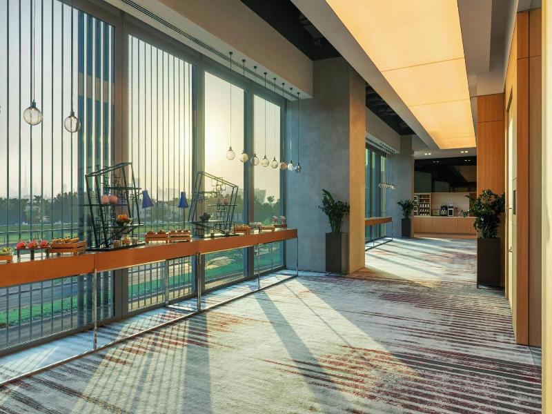 Aloft Dubai Creek image