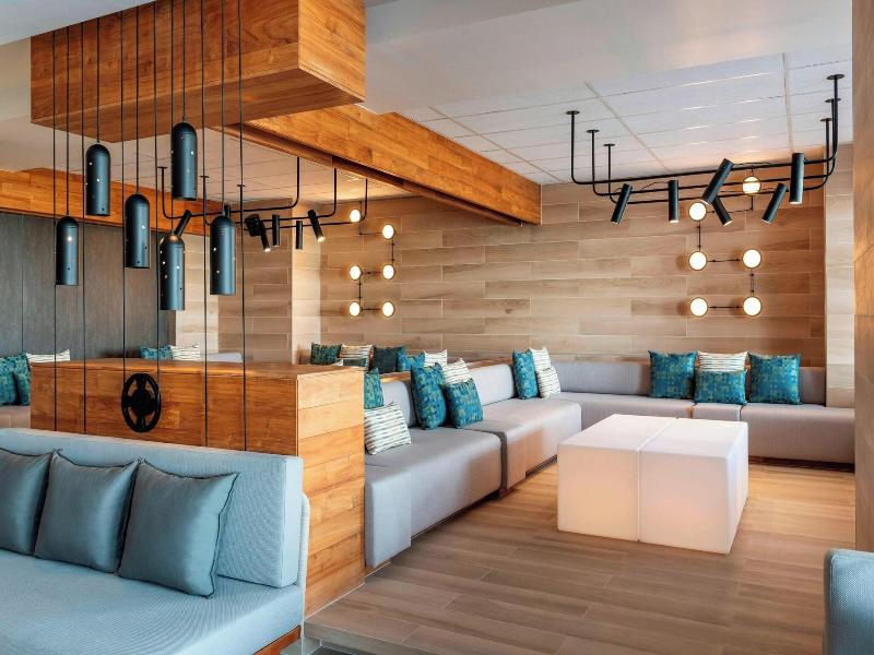 Aloft Dubai Creek image