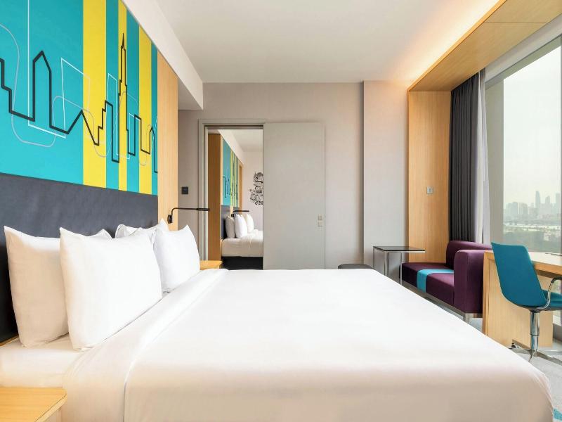 Aloft Dubai Creek image