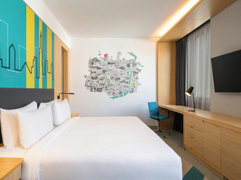 Aloft Dubai Creek image
