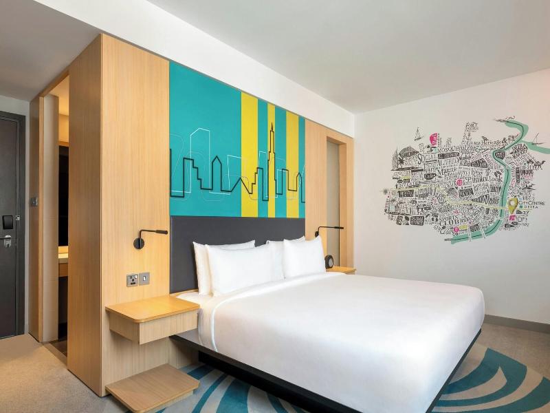 Aloft Dubai Creek image
