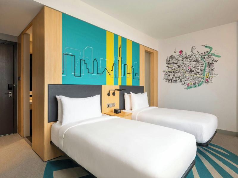 Aloft Dubai Creek image