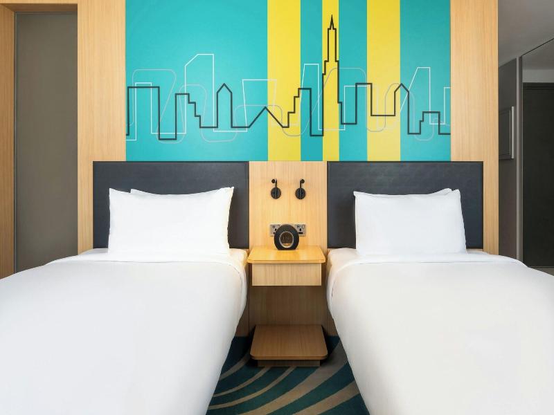Aloft Dubai Creek image