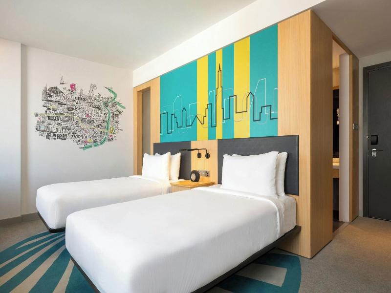 Aloft Dubai Creek image