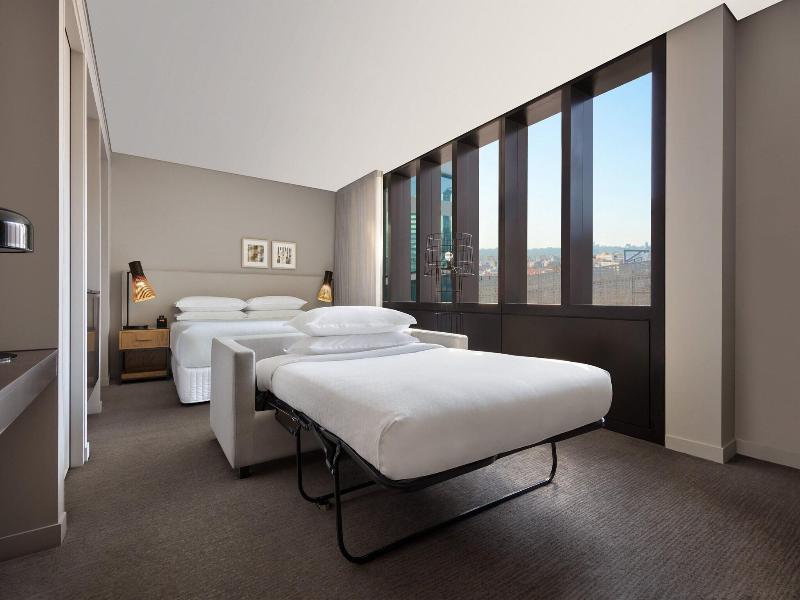 Four Points By Sheraton Sydney, Central Park image