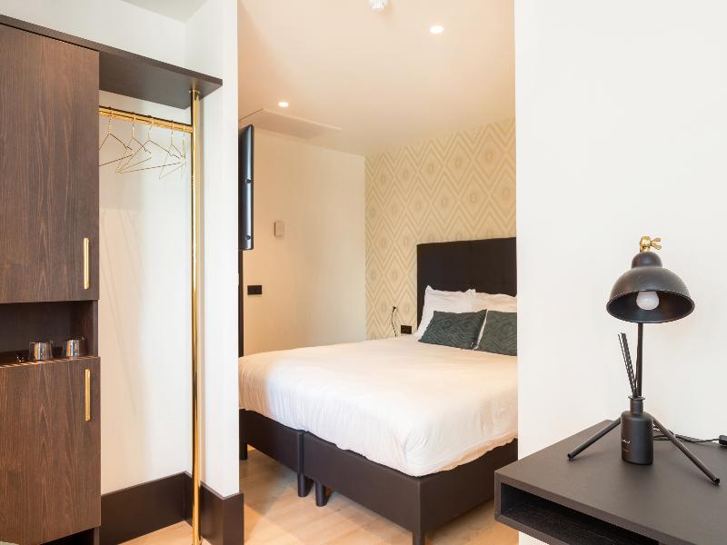 The James Hotel Rotterdam image