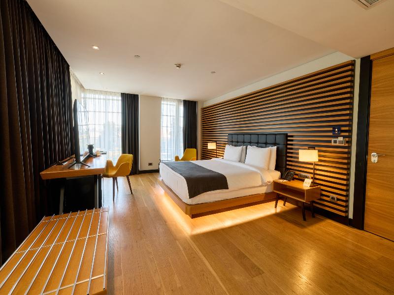 Metropolitan Hotels Bosphorus image