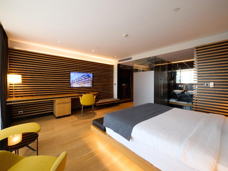 Metropolitan Hotels Bosphorus image