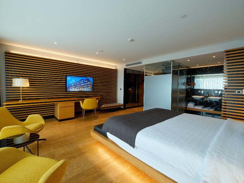 Metropolitan Hotels Bosphorus image