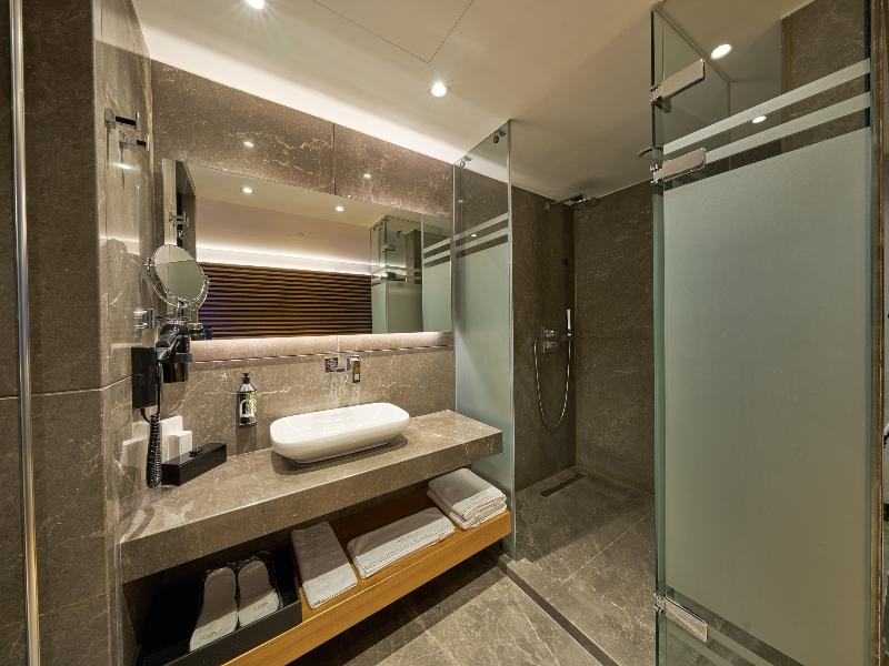Metropolitan Hotels Bosphorus image