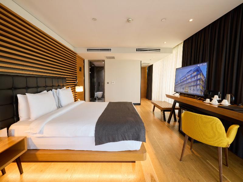 Metropolitan Hotels Bosphorus image