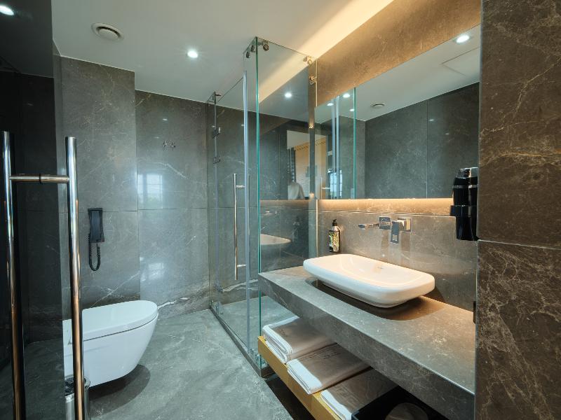 Metropolitan Hotels Bosphorus image