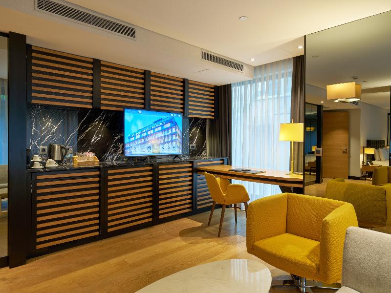 Metropolitan Hotels Bosphorus image