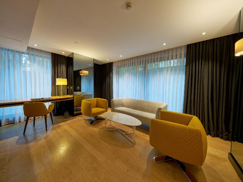 Metropolitan Hotels Bosphorus image