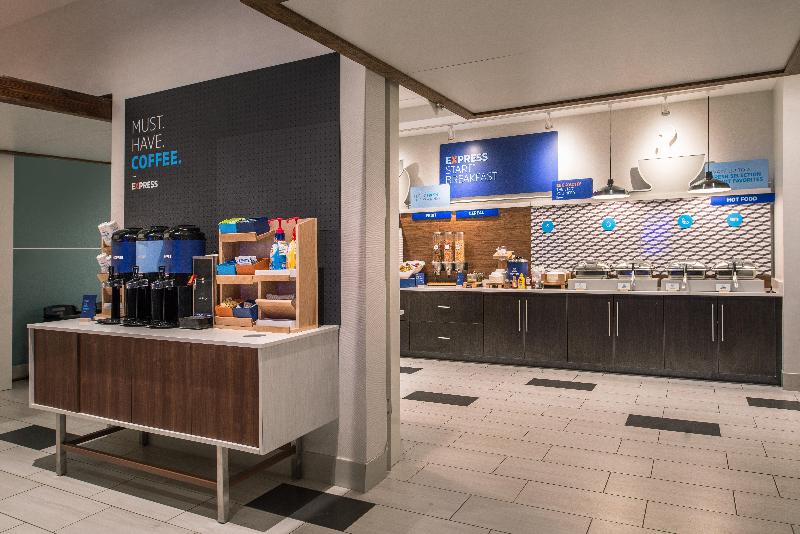 Holiday Inn Express Farmville image