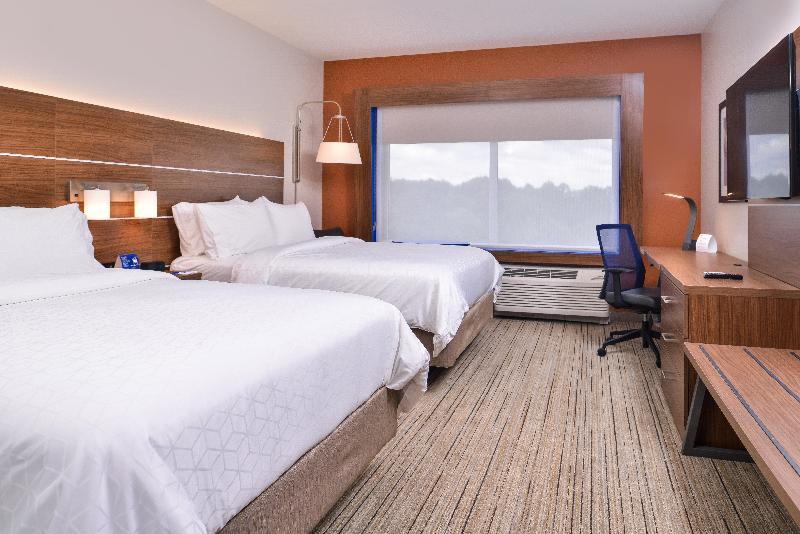 Holiday Inn Express Farmville image