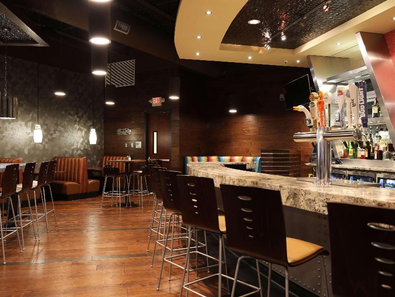 Doubletree By Hilton Omaha Southwest image