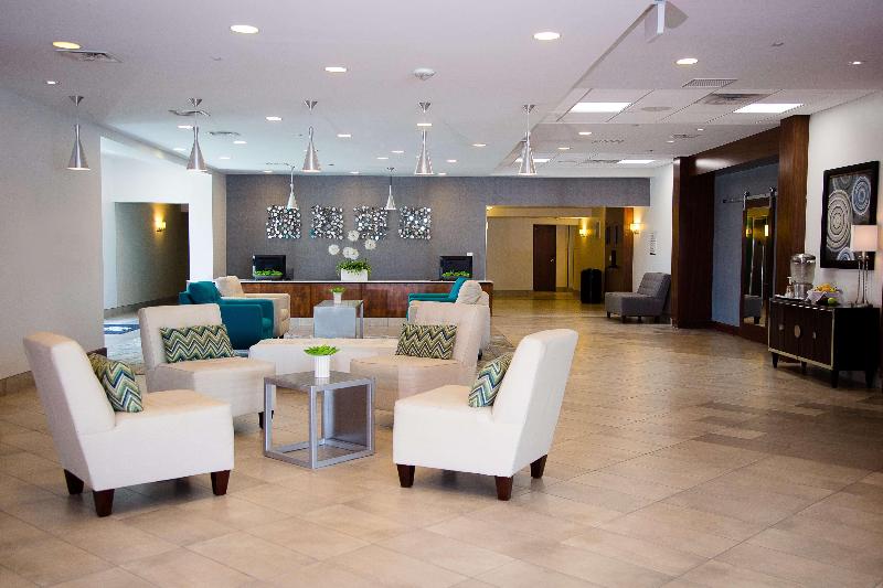 DoubleTree by Hilton Omaha Southwest