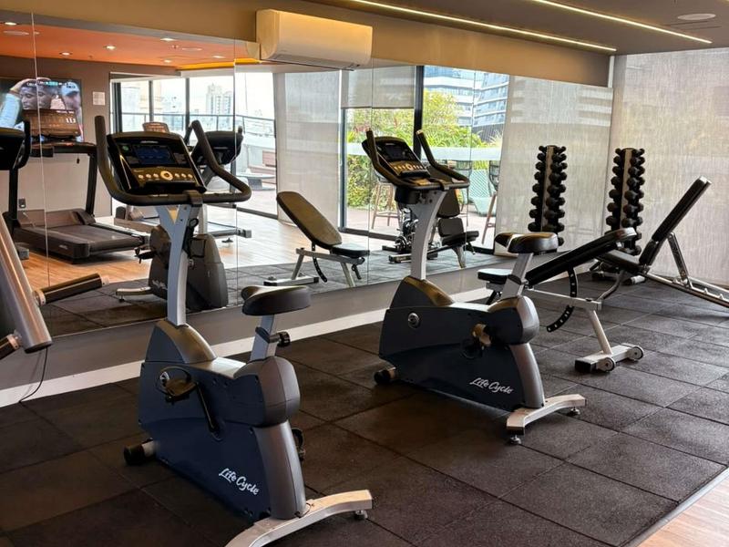 Novotel Curitiba Batel image