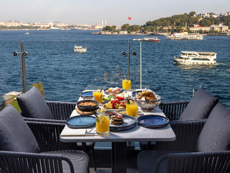 The Wings Hotels Karakoy image
