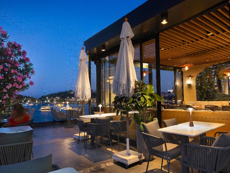 The Wings Hotels Karakoy image