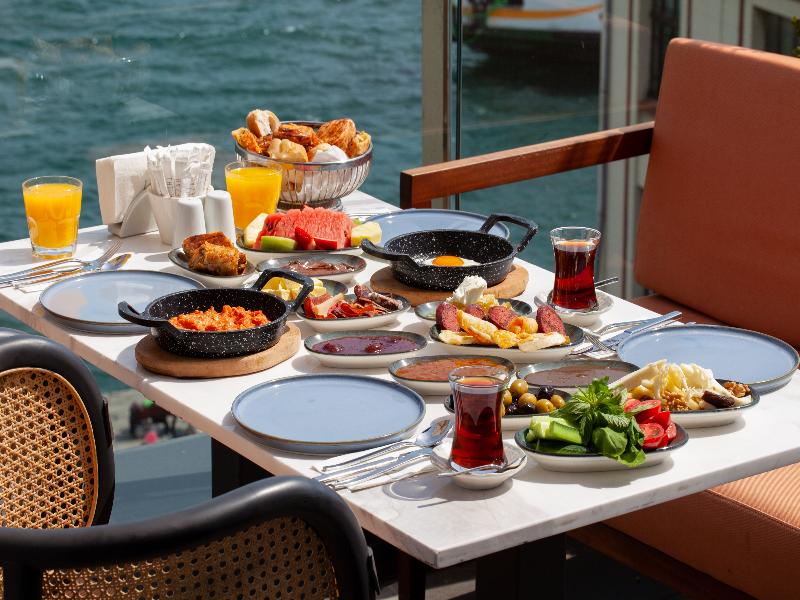 The Wings Hotels Karakoy image