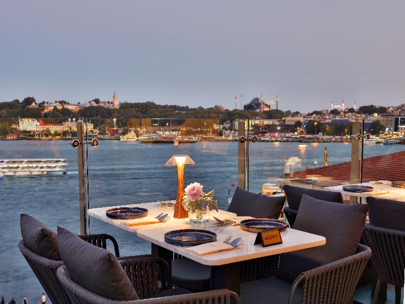 The Wings Hotels Karakoy image