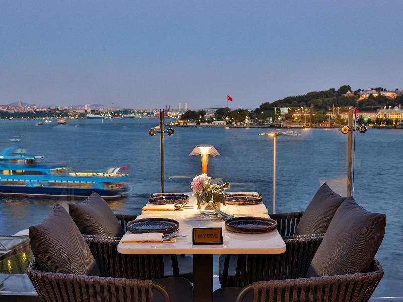 The Wings Hotels Karakoy image