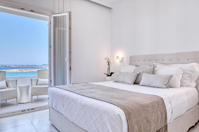 Lilly Residence-All Sea View Suites | Adults Only gallery photo 25