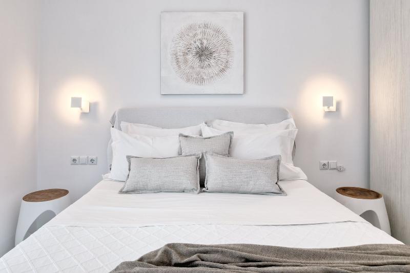 Lilly Residence-All Sea View Suites | Adults Only gallery photo 27