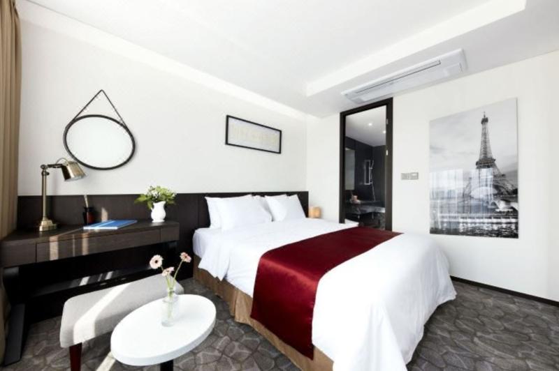 Ramada Yongin image