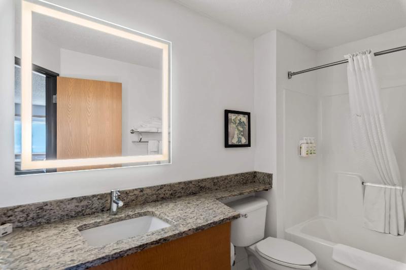Americinn By Wyndham Crookston U Of M Crookston image