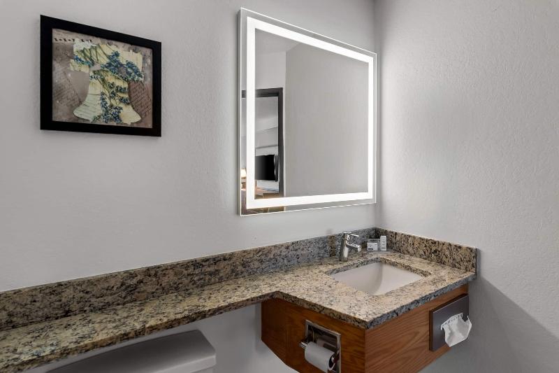 Americinn By Wyndham Crookston U Of M Crookston image