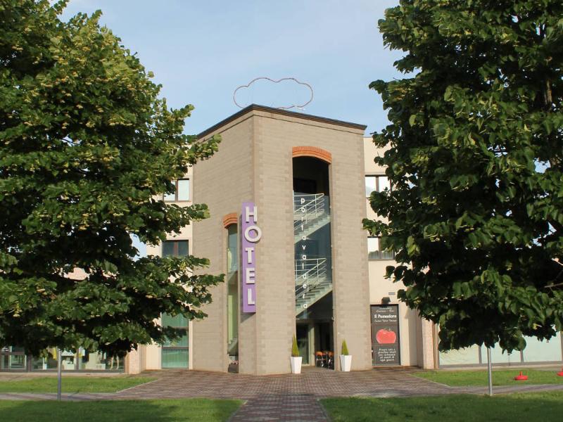 Hotel Porta Valdera — exterior view
