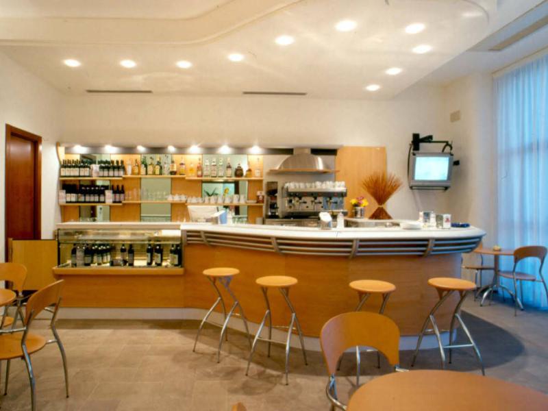 Hotel Porta Valdera — bar