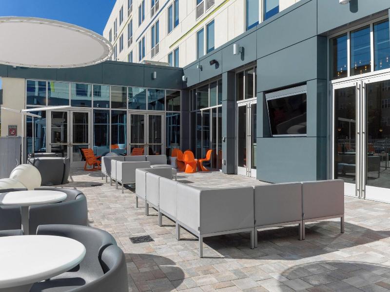 Aloft Gainesville image