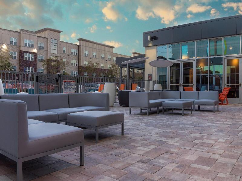 Aloft Gainesville image