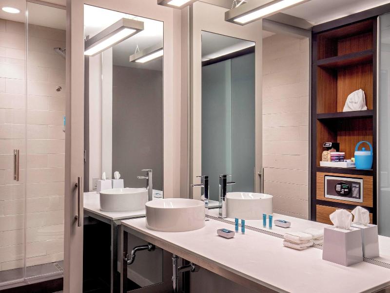 Aloft Alpharetta image