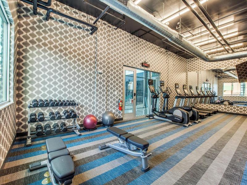 Aloft Dallas Arlington Entertainment District image