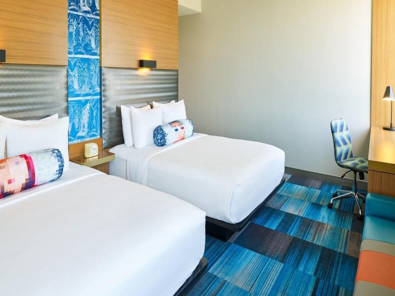 Aloft Dallas Arlington Entertainment District image