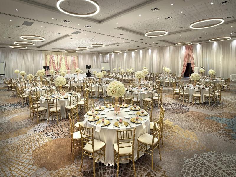 The Westin Calgary Airport image
