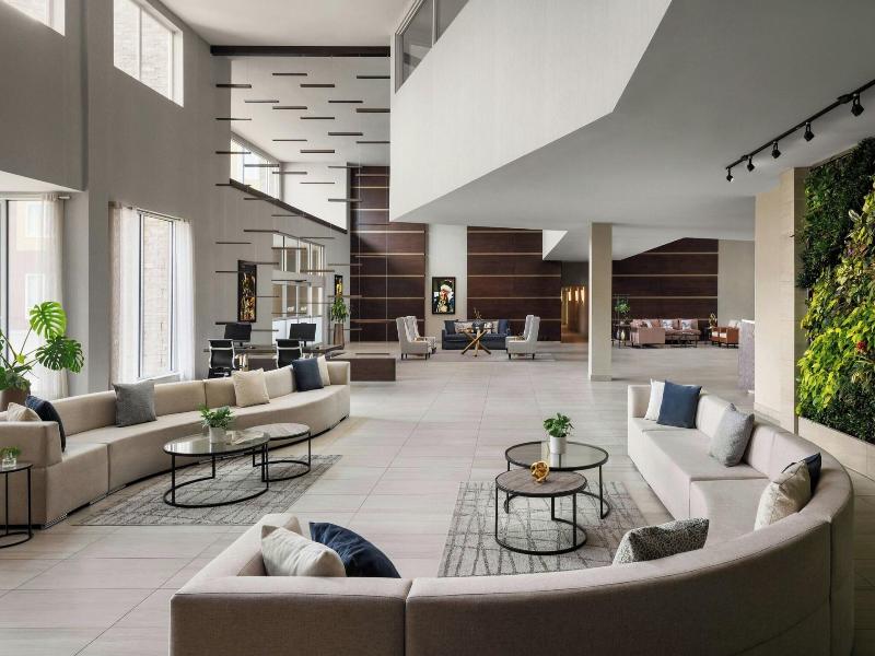 The Westin Calgary Airport image