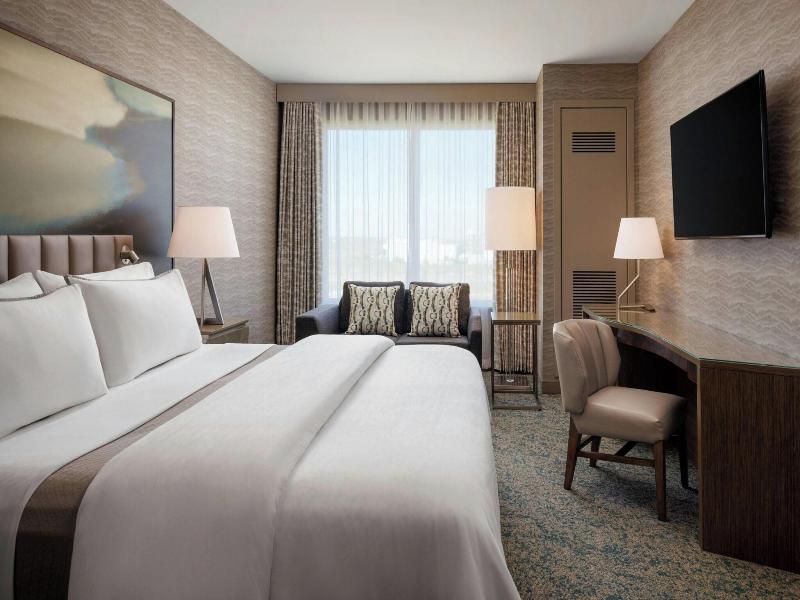The Westin Calgary Airport image