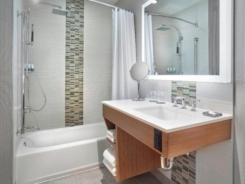 The Westin Calgary Airport image
