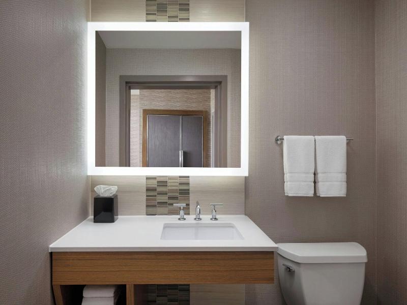 The Westin Calgary Airport image