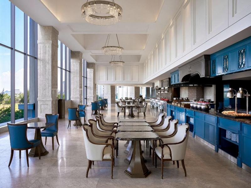 Four Points By Sheraton Danang image