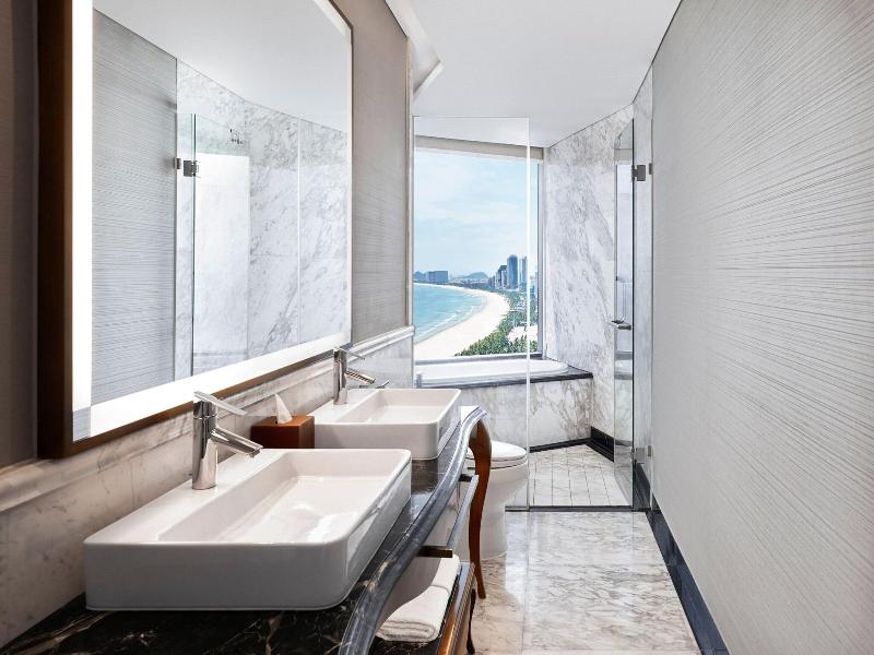 Four Points By Sheraton Danang image
