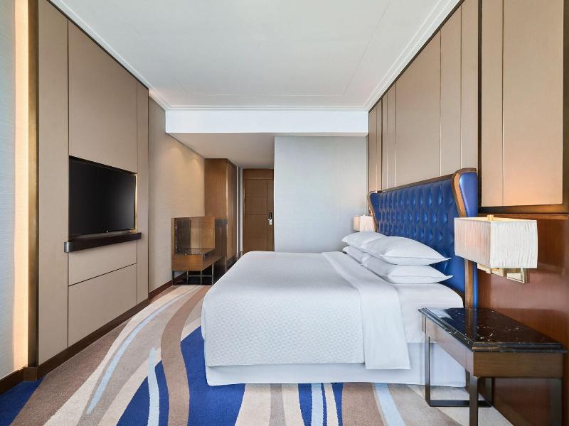 Four Points By Sheraton Danang image