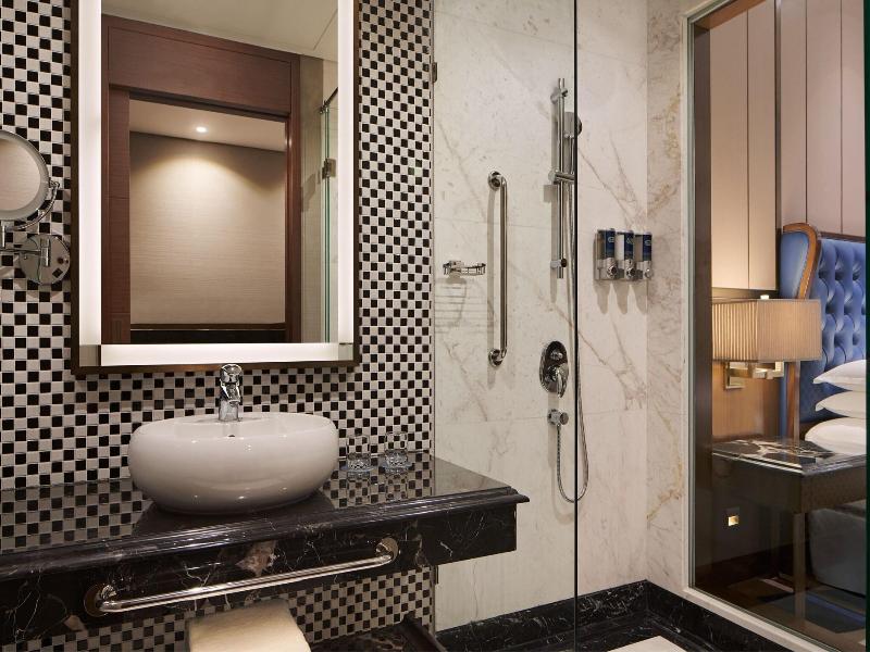 Four Points By Sheraton Danang image