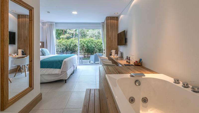 Live Hotel Boutique (adults only) 4